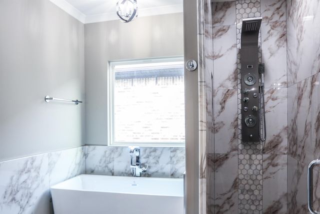 8200 Kanis Pines Drive, Little Rock, AR 72204