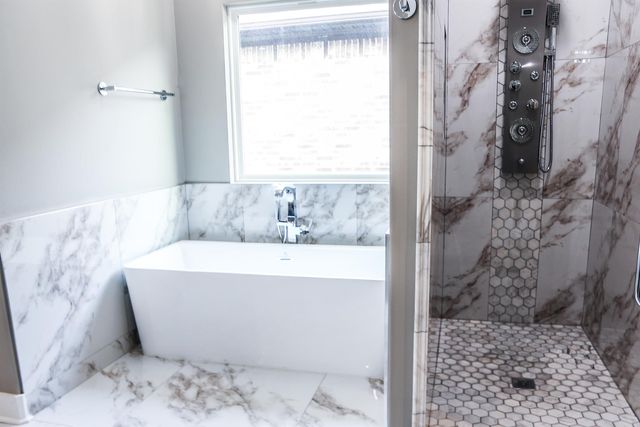 8200 Kanis Pines Drive, Little Rock, AR 72204