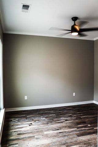 8200 Kanis Pines Drive, Little Rock, AR 72204