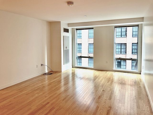 80 Broad St 702, Boston, MA 02110