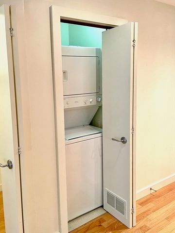 80 Broad St 702, Boston, MA 02110
