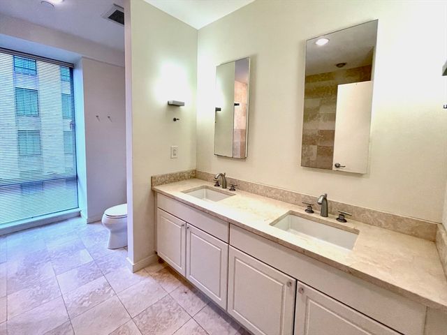 80 Broad St 702, Boston, MA 02110