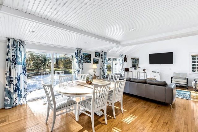 764 Riverview Dr, Chatham, MA 02633