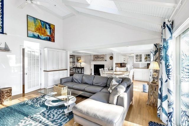 764 Riverview Dr, Chatham, MA 02633