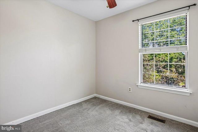 6039 HEATHERWOOD DR, Alexandria, VA 22310