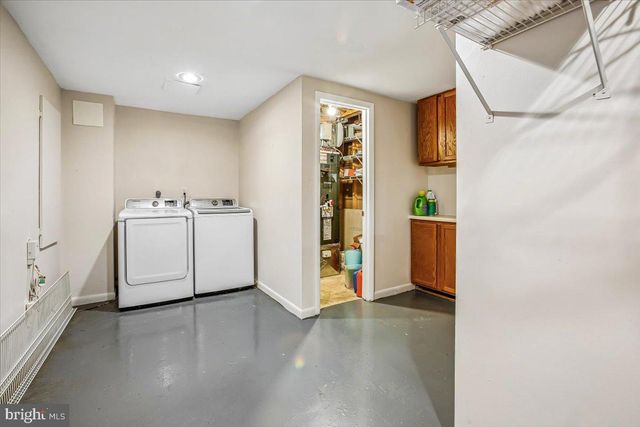 6039 HEATHERWOOD DR, Alexandria, VA 22310