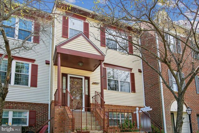 6039 HEATHERWOOD DR, Alexandria, VA 22310