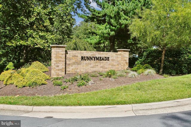 6039 HEATHERWOOD DR, Alexandria, VA 22310