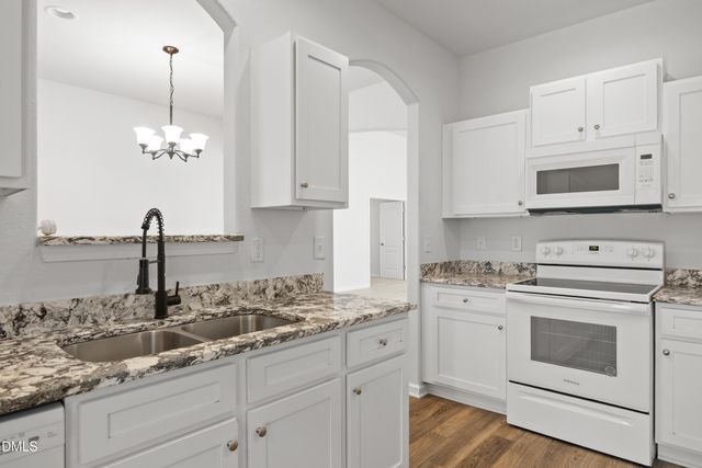 266 Kendall Drive, Winston-salem, NC 27107