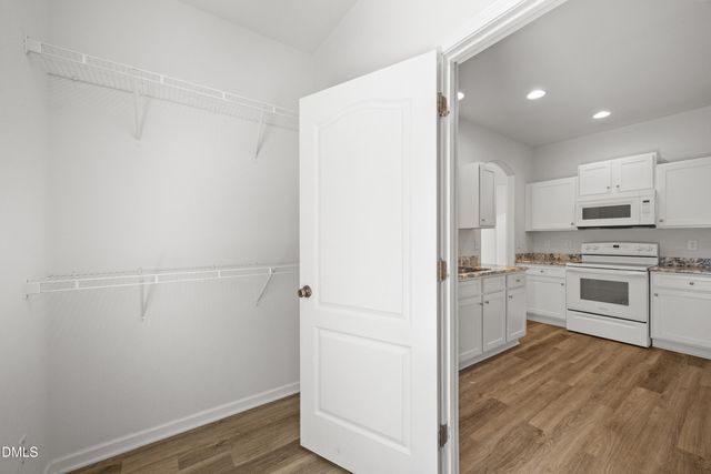 266 Kendall Drive, Winston-salem, NC 27107