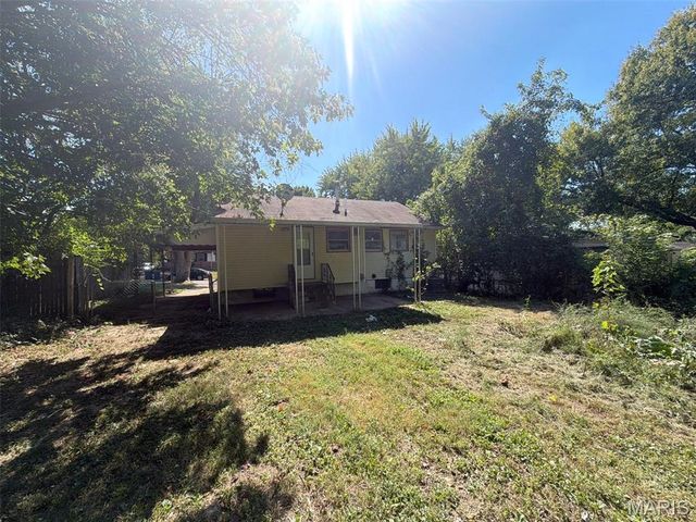309 Midlothian Road, St Louis, MO 63137