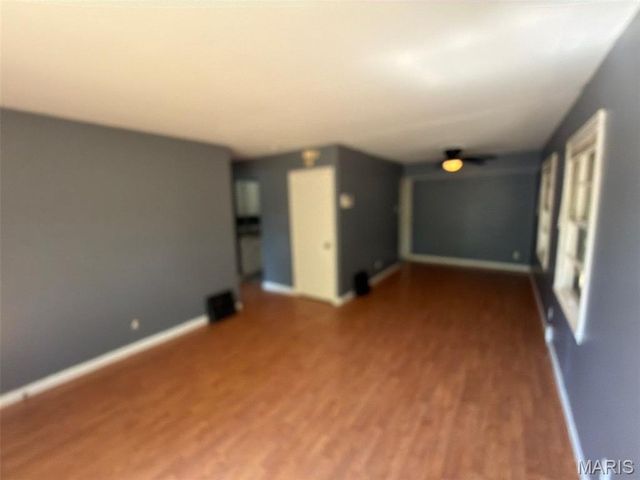 309 Midlothian Road, St Louis, MO 63137