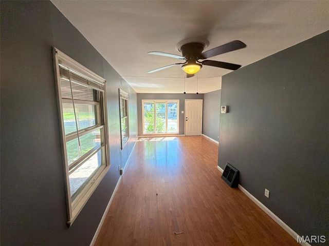 309 Midlothian Road, St Louis, MO 63137