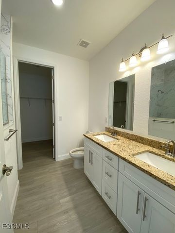 3423 SW 6th PL, Cape Coral, FL 33914