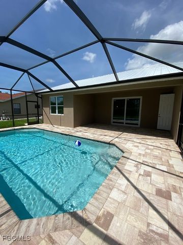 3423 SW 6th PL, Cape Coral, FL 33914