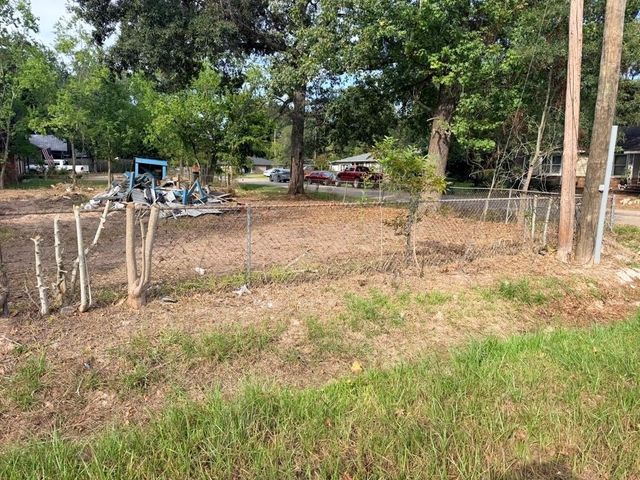 611 E Dallas Street, Cleveland, TX 77327