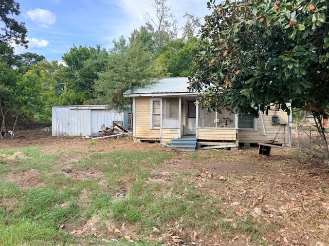 611 E Dallas Street, Cleveland, TX 77327