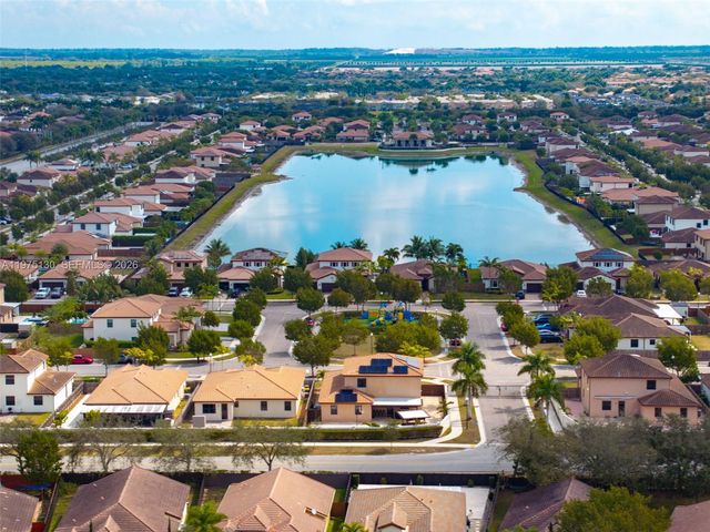 160 SE 23rd Ter, Homestead, FL 33033