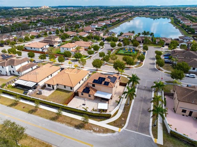 160 SE 23rd Ter, Homestead, FL 33033