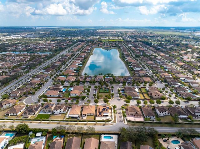 160 SE 23rd Ter, Homestead, FL 33033