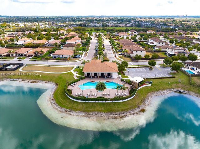 160 SE 23rd Ter, Homestead, FL 33033