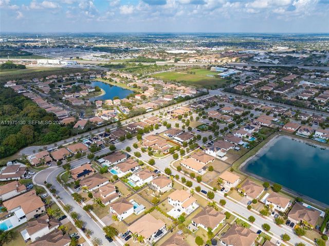 160 SE 23rd Ter, Homestead, FL 33033