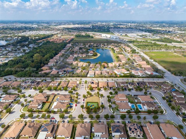 160 SE 23rd Ter, Homestead, FL 33033