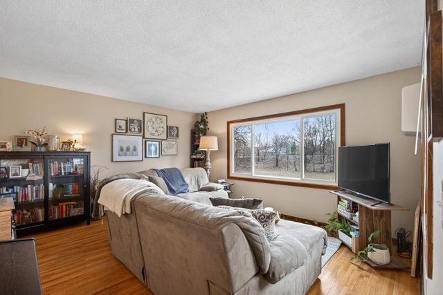 3025-27 Blackstone Avenue, Saint Louis Park, MN 55416