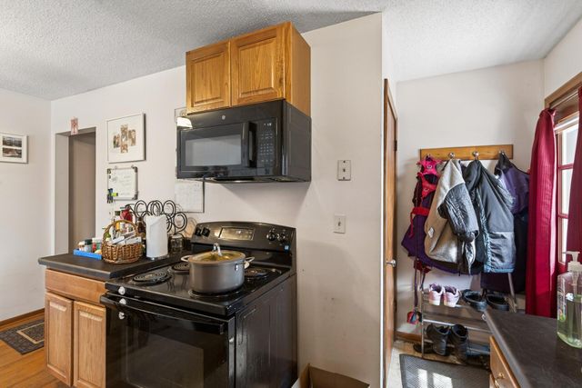 3025-27 Blackstone Avenue, Saint Louis Park, MN 55416