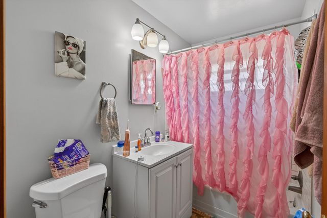 3025-27 Blackstone Avenue, Saint Louis Park, MN 55416