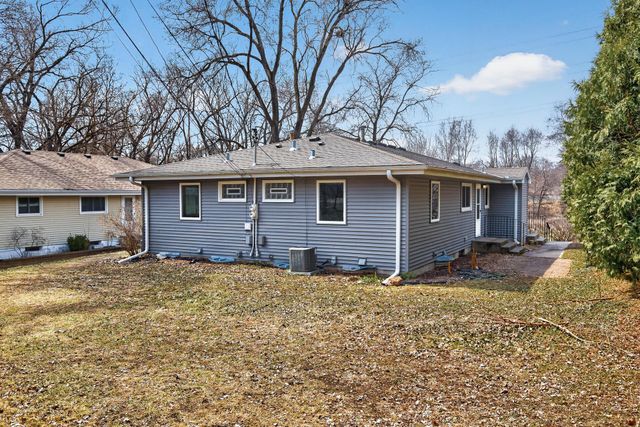 3025-27 Blackstone Avenue, Saint Louis Park, MN 55416