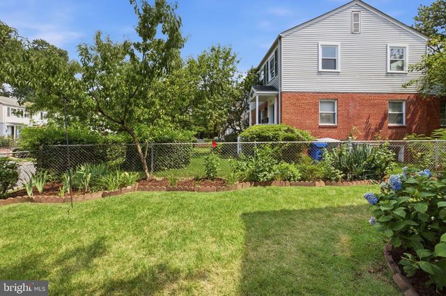 2033 ARLINGTON TER, Alexandria, VA 22303