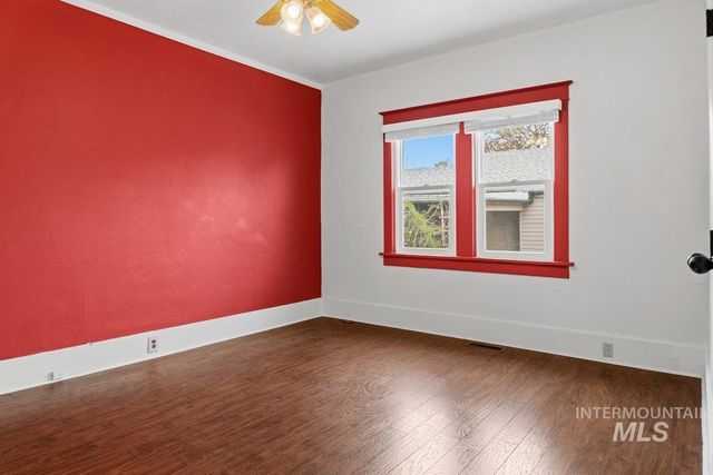 1420 Maple Avenue, Twin Falls, ID 83301