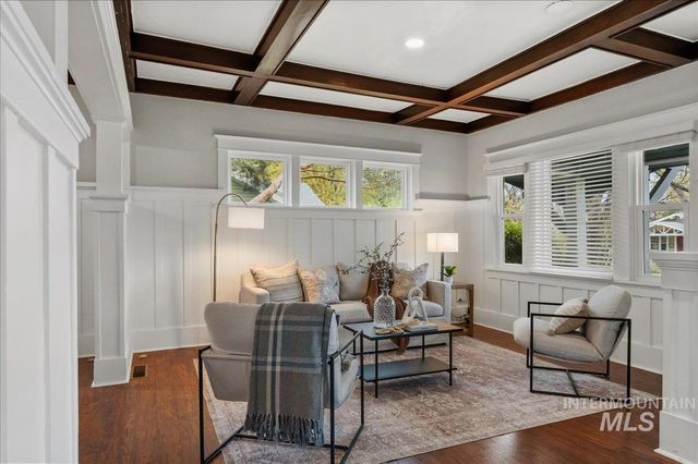 1420 Maple Avenue, Twin Falls, ID 83301