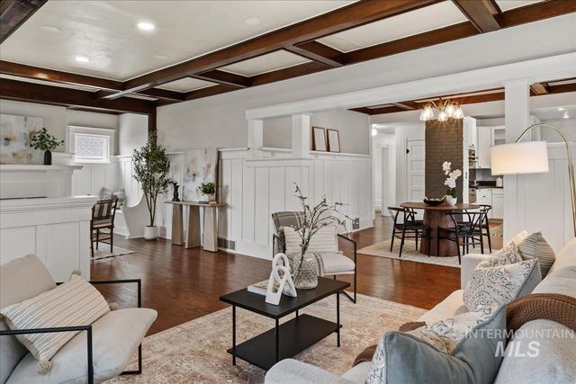 1420 Maple Avenue, Twin Falls, ID 83301