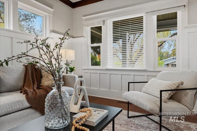 1420 Maple Avenue, Twin Falls, ID 83301