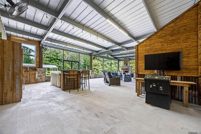 44462 Edward Guidry Rd, St Amant, LA 70774