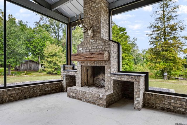 44462 Edward Guidry Rd, St Amant, LA 70774