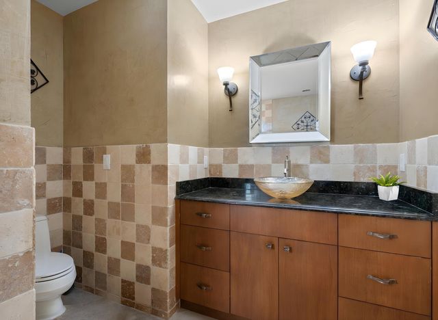 2700 NE 4th Way, Boca Raton, FL 33431