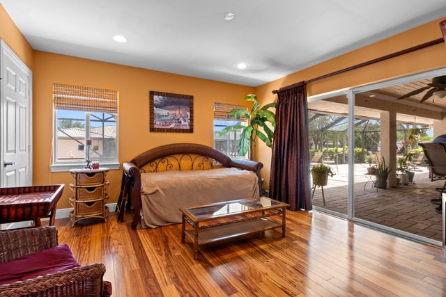 2700 NE 4th Way, Boca Raton, FL 33431