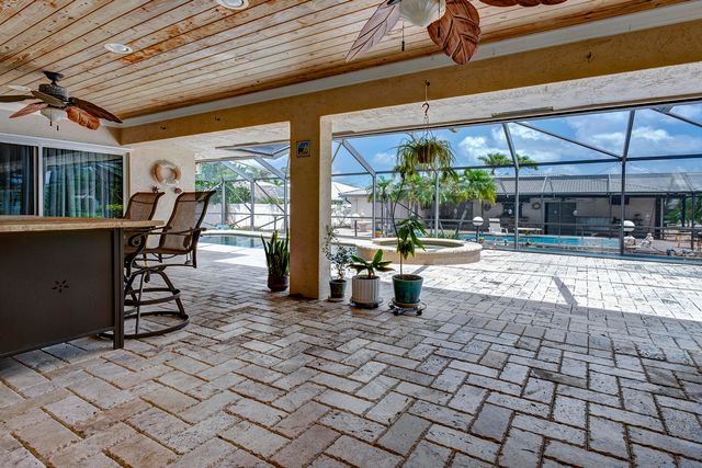 2700 NE 4th Way, Boca Raton, FL 33431