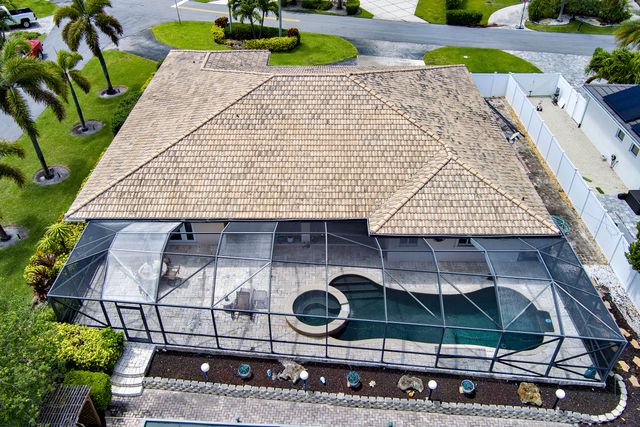 2700 NE 4th Way, Boca Raton, FL 33431