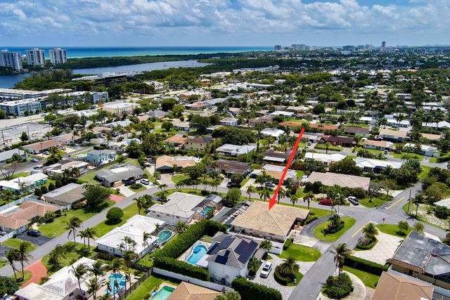 2700 NE 4th Way, Boca Raton, FL 33431