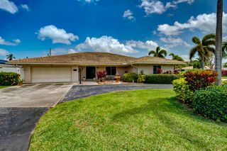 2700 NE 4th Way, Boca Raton, FL 33431