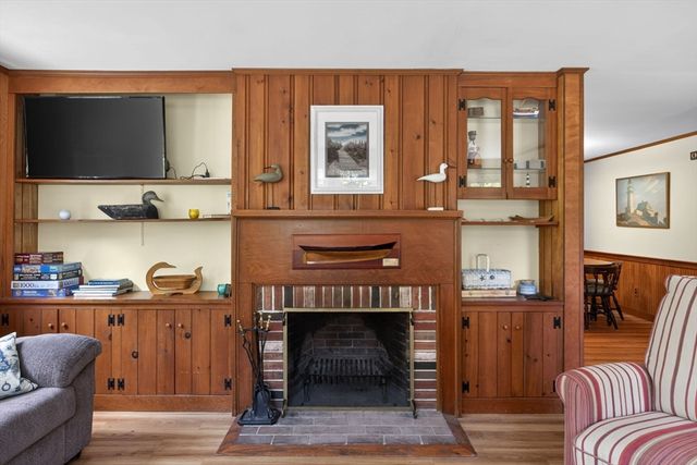 30 Captain Linnell Rd, Orleans, MA 02653