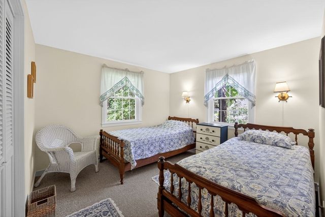 30 Captain Linnell Rd, Orleans, MA 02653