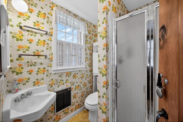 30 Captain Linnell Rd, Orleans, MA 02653