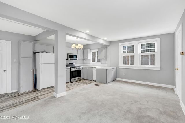 458 E End Avenue, Brick, NJ 08723