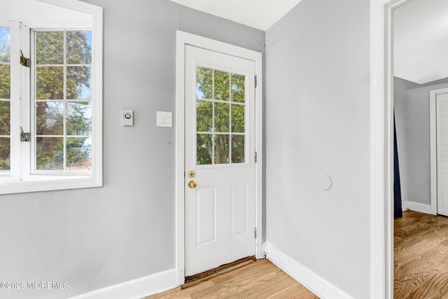 458 E End Avenue, Brick, NJ 08723