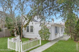 458 E End Avenue, Brick, NJ 08723